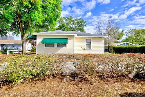 121 Bates Avenue Se, Winter Haven, FL, 33880 | Card Image