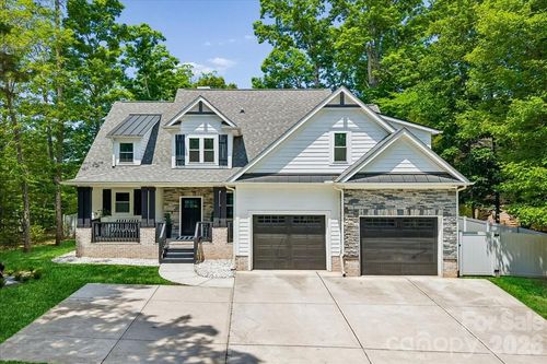 9712 Worley Dr, Charlotte, NC, 28215-7615 | Card Image