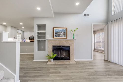 202-4221 Cole Ave, Dallas, TX, 75205-6801 | Card Image