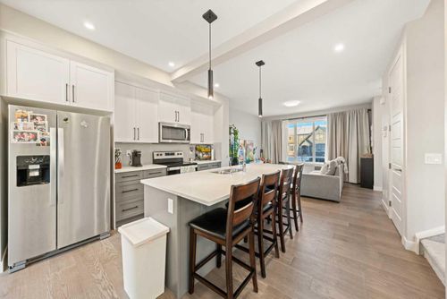 281 Waterford Blvd, Chestermere, AB, T1X2P8 | Card Image