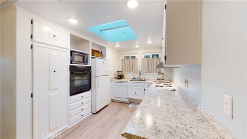 unit-p-632 Avenida Sevilla, Laguna Woods, CA, 92637-7114 | Card Image