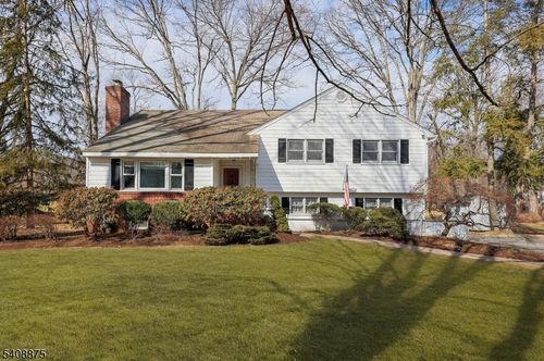 49 Overlook Rd, Morristown, NJ, 07960-5805 | Card Image