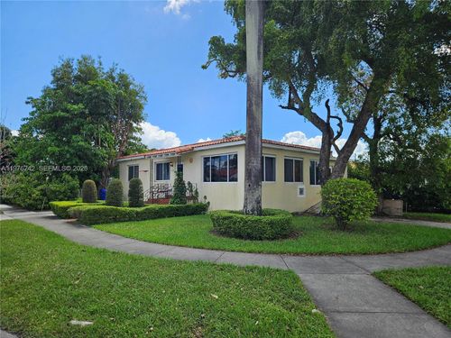 3560 Nw 19th St, Miami, FL, 33125 | Card Image