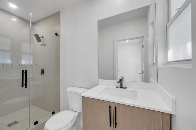 6 - 893 Ne 81st St, Condo with 1 bedrooms, 1 bathrooms and null parking in Miami FL | Image 5
