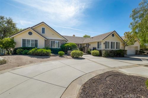 9618 Sweetwater Dr, Agua Dulce, CA, 91390-5431 | Card Image