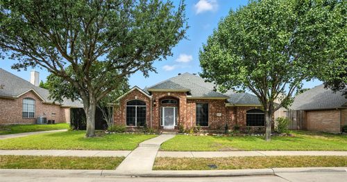 6605 Oxford Ln, The Colony, TX, 75056-7107 | Card Image