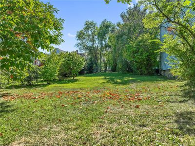 321 Crest Ave, House other with 4 bedrooms, 2 bathrooms and 2 parking in Charleroi Boro PA | Image 3