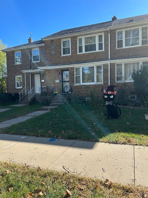 519 E 109th St, Chicago, IL, 60628-3703 | Card Image