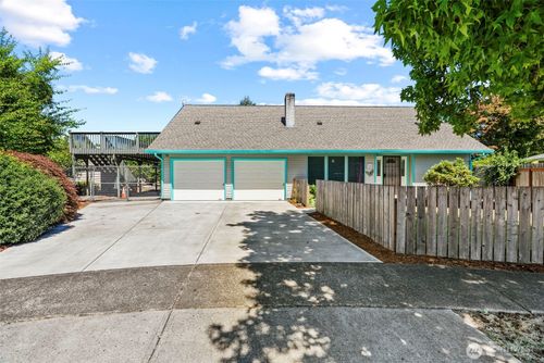10 Lee Pl, Longview, WA, 98632-5032 | Card Image
