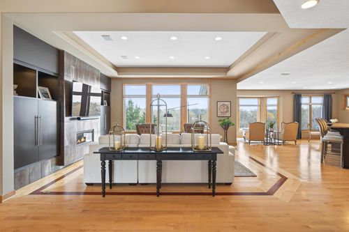 21115 Ridgewood Trl, Lakeville, MN, 55044-8081 | Card Image