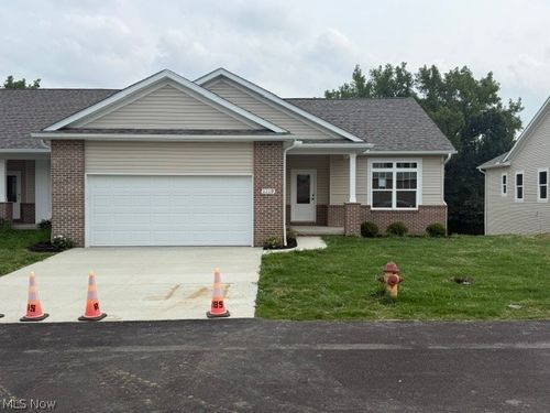 1119 Queen Anne Drive Nw, Massillon, OH, 44647 | Card Image