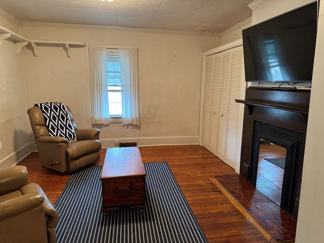 Living Room | Image 4