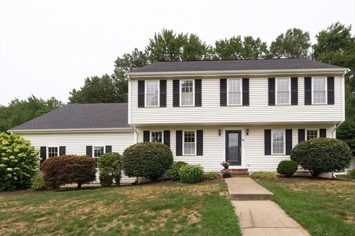 66 Old Stagecoach Rd, Attleboro, MA, 02703-6867 | Card Image