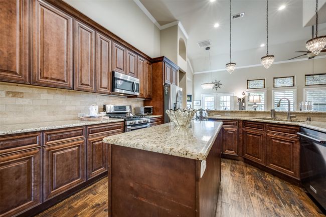 4211 Creek Bend Ct, House other with 5 bedrooms, 4 bathrooms and null parking in Corinth TX | Image 8