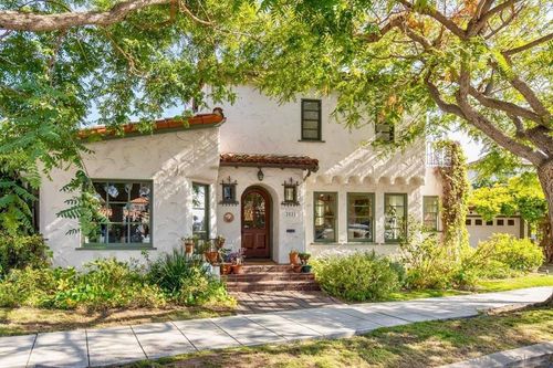 2521 Collier Ave, San Diego, CA, 92116-1324 | Card Image