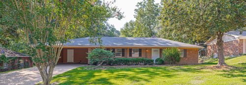 1011 Laurelwood Dr, Clinton, MS, 39056-3616 | Card Image