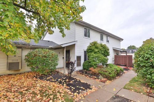 1032 E Crescentville Rd, Cincinnati, OH, 45246 | Card Image