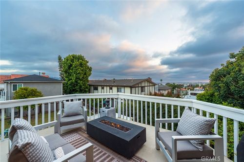 5-217 S Helberta Ave, Redondo Beach, CA, 90277-3449 | Card Image