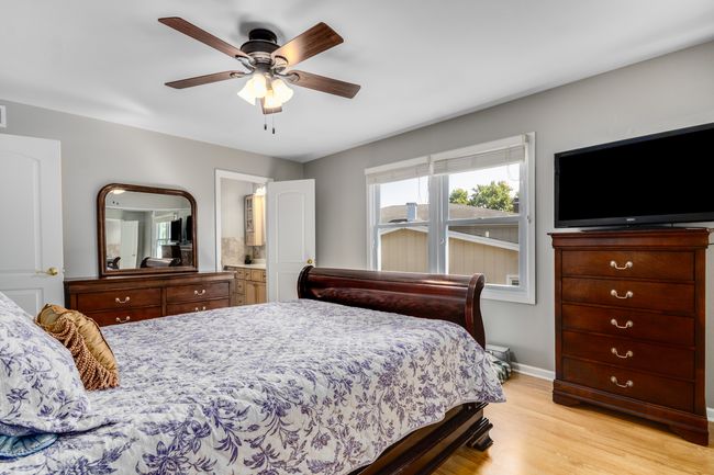 832 Debra Ln, House other with 3 bedrooms, 3 bathrooms and 2 parking in Elk Grove Village IL | Image 14