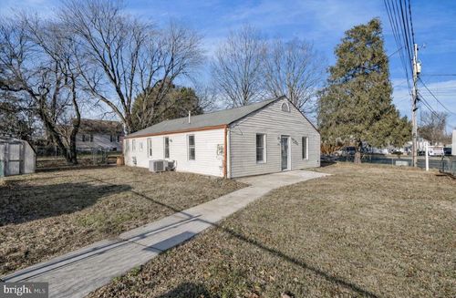 7748 Overhill Rd, Glen Burnie, MD, 21060-8190 | Card Image