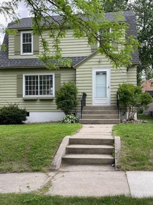285 8th Ave, Granite Falls, MN, 56241-1458 | Card Image