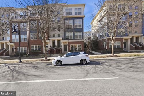 17-a-637 Diamondback Dr, GAITHERSBURG, MD, 20878-4589 | Card Image