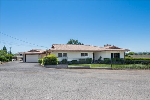 726 N Trigo Ln, Paso Robles, CA, 93446-2312 | Card Image