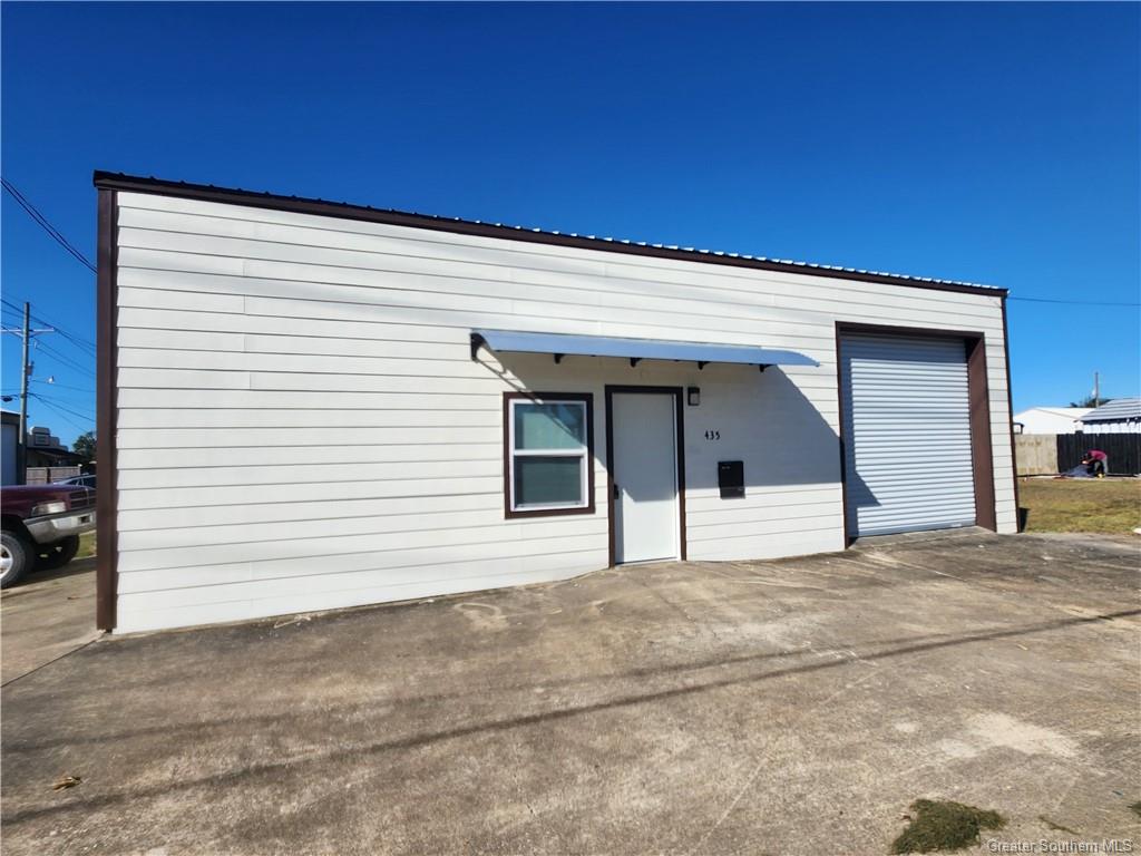 435 Chavanne St, Lake Charles, LA 70601