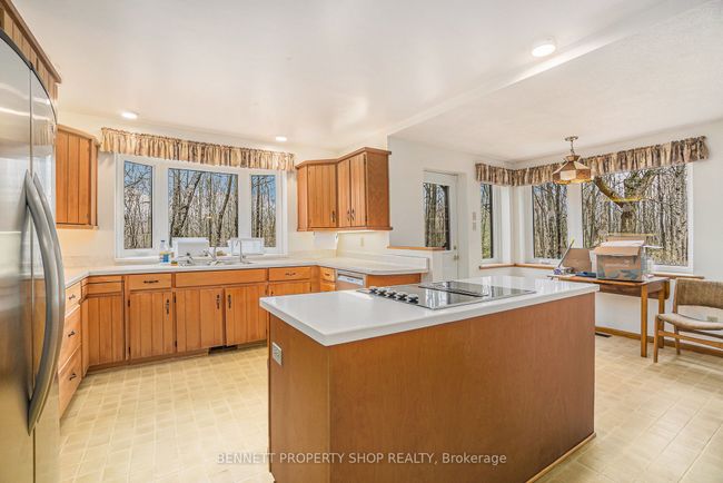 108 Mohill Cres, House other with 2 bedrooms, 3 bathrooms and 6 parking in Dunrobin ON | Image 7