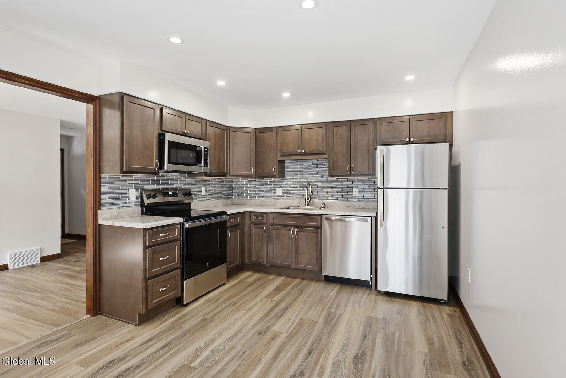 Residential Lease in Halfmoon 5