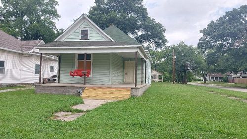 802 W 7th St, Pittsburg, KS, 66762-3616 | Card Image