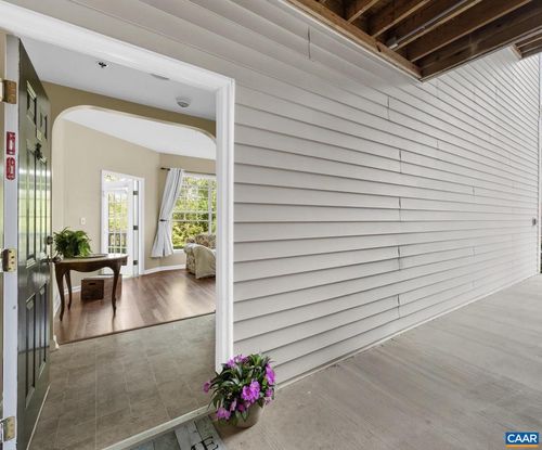 apt-1f-300 Riverbend Dr, CHARLOTTESVILLE, VA, 22911-8813 | Card Image