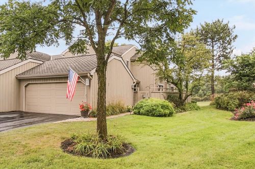504-862 Oak Hill Road, Lake Barrington, IL, 60010 | Card Image