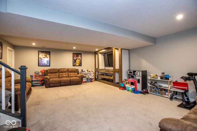 Large space can be used for multiple purposes | Image 29