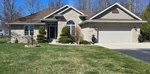 1506 39th Avenue, Menominee, MI, 49858 | Card Image