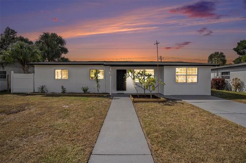 6016 Ambassador Dr, TAMPA, FL, 33615-3436 | Card Image