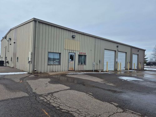 3715 Downwind Dr, Marshfield, WI, 54449-8625 | Card Image