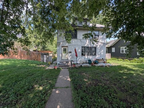 1705 Bridge Ave, Davenport, IA, 52803-3137 | Card Image