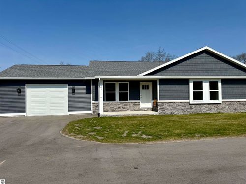 101-4571 F 41, Oscoda, MI, 48750-8856 | Card Image