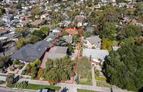 1107 E Cota St, SANTA BARBARA, CA, 93103-2518 | Card Image