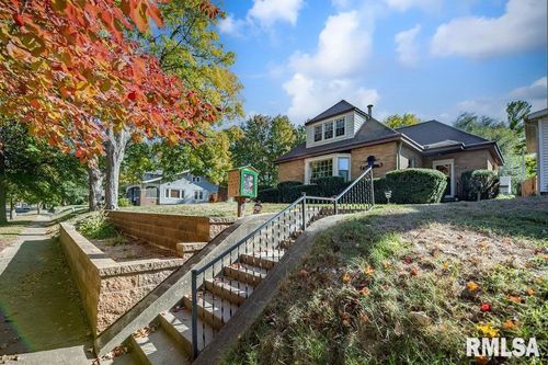 808 Park Ave, Pekin, IL, 61554-4739 | Card Image