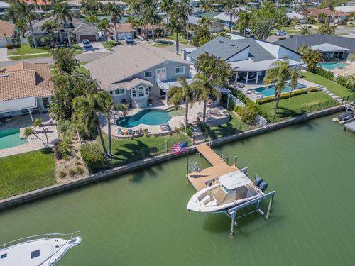 707 Snug Is, CLEARWATER BEACH, FL, 33767-1832 | Card Image