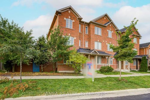 375 White'S Hill Ave, Markham, ON, L6B0J3 | Card Image