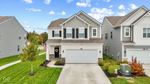 5206 Triple Crown Way, Indianapolis, IN, 46237-0018 | Card Image