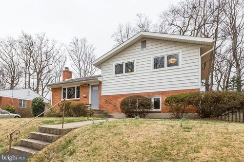 9718 Holmhurst Rd, BETHESDA, MD, 20817-1614 | Card Image