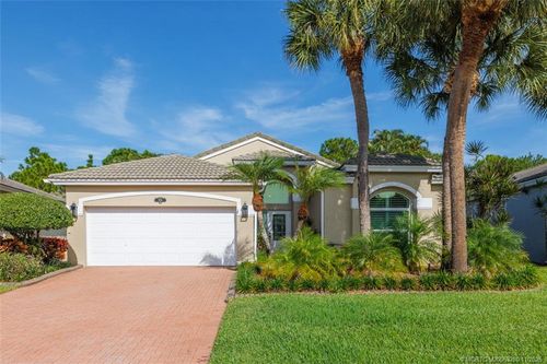 926 Westminster Pl, Stuart, FL, 34997-5500 | Card Image