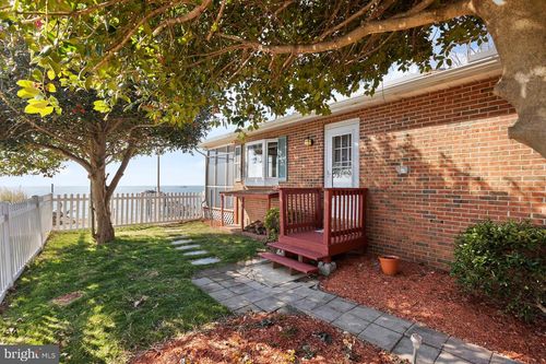 43575 Blake Creek Rd, Leonardtown, MD, 20650-6047 | Card Image