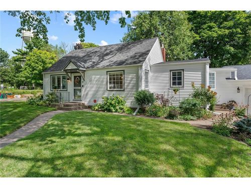 130 9th St, Hudson, WI, 54016-1773 | Card Image
