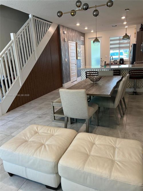 101-6421 Nw 102nd Path, Doral, FL, 33178-4696 | Card Image