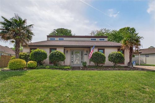 1029 Chatmoss Dr, Virginia Beach, VA, 23464-5430 | Card Image